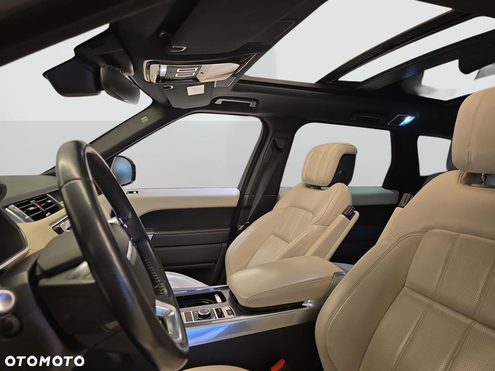 Land Rover Range Rover Sport - 16