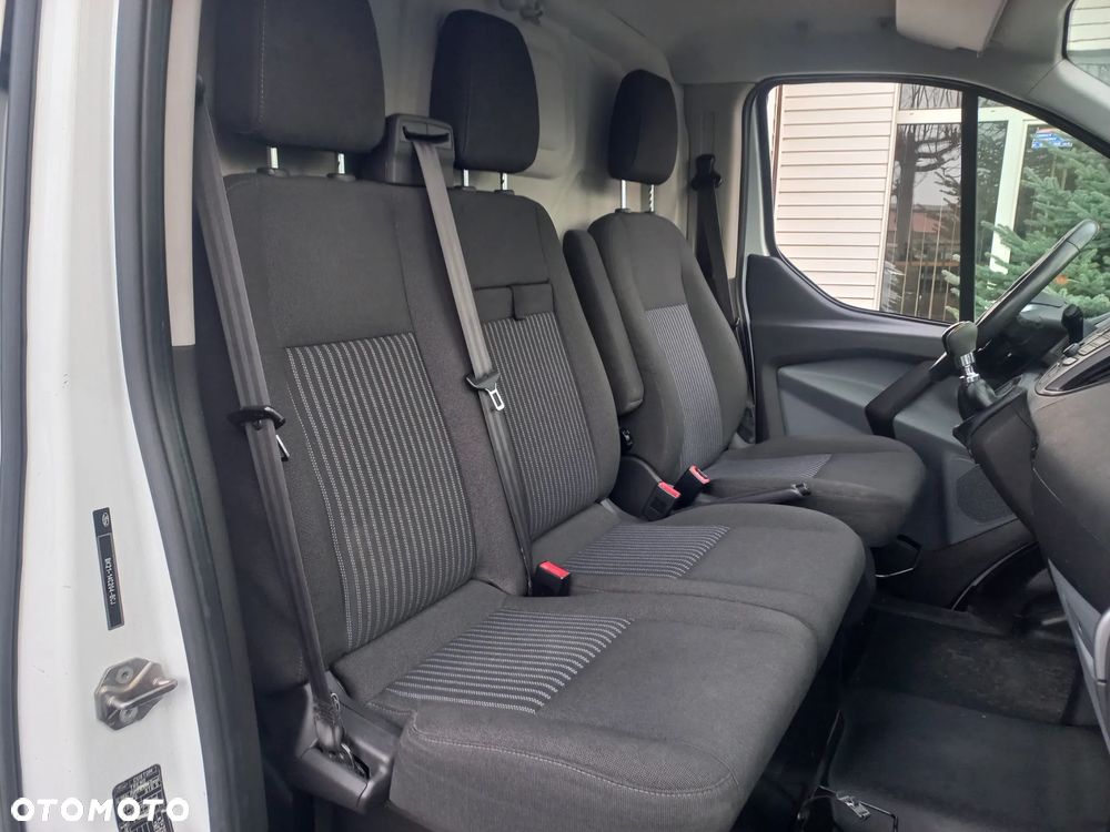 Ford Transit Custom - 17