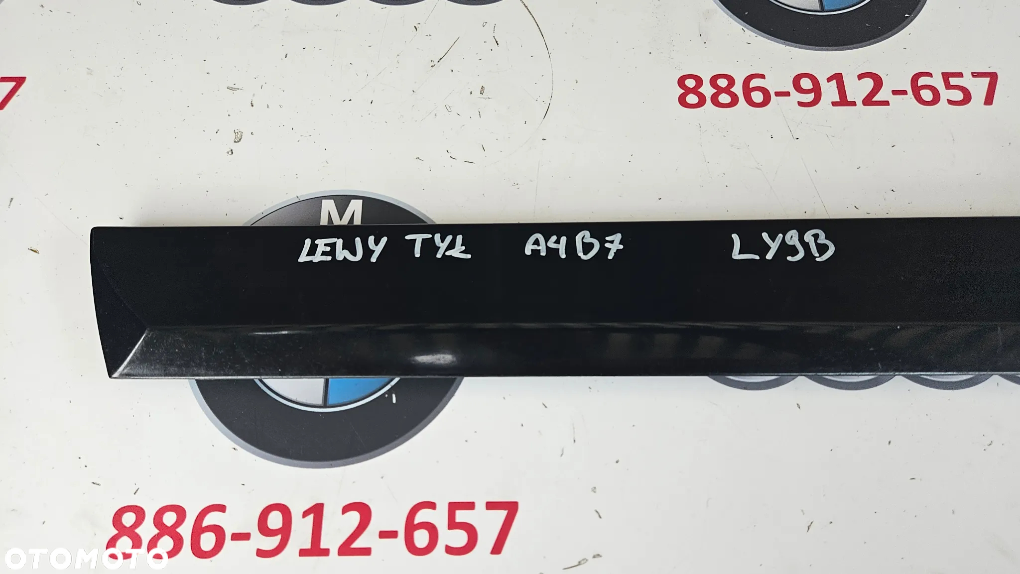 Audi A4 B7  Listwa drzwi tył lewy Dolna listwa drzwi tylnych lewych 8E0839016C  KOLOR LY9B - 2