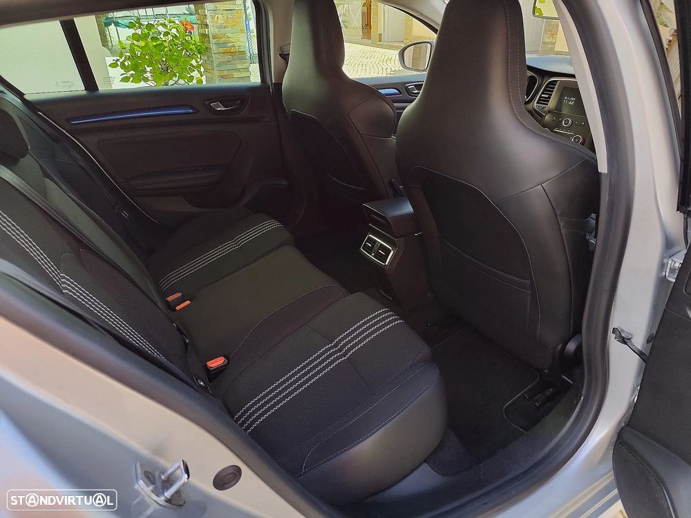 Renault Mégane Sport Tourer 1.5 Blue dCi GT Line - 9