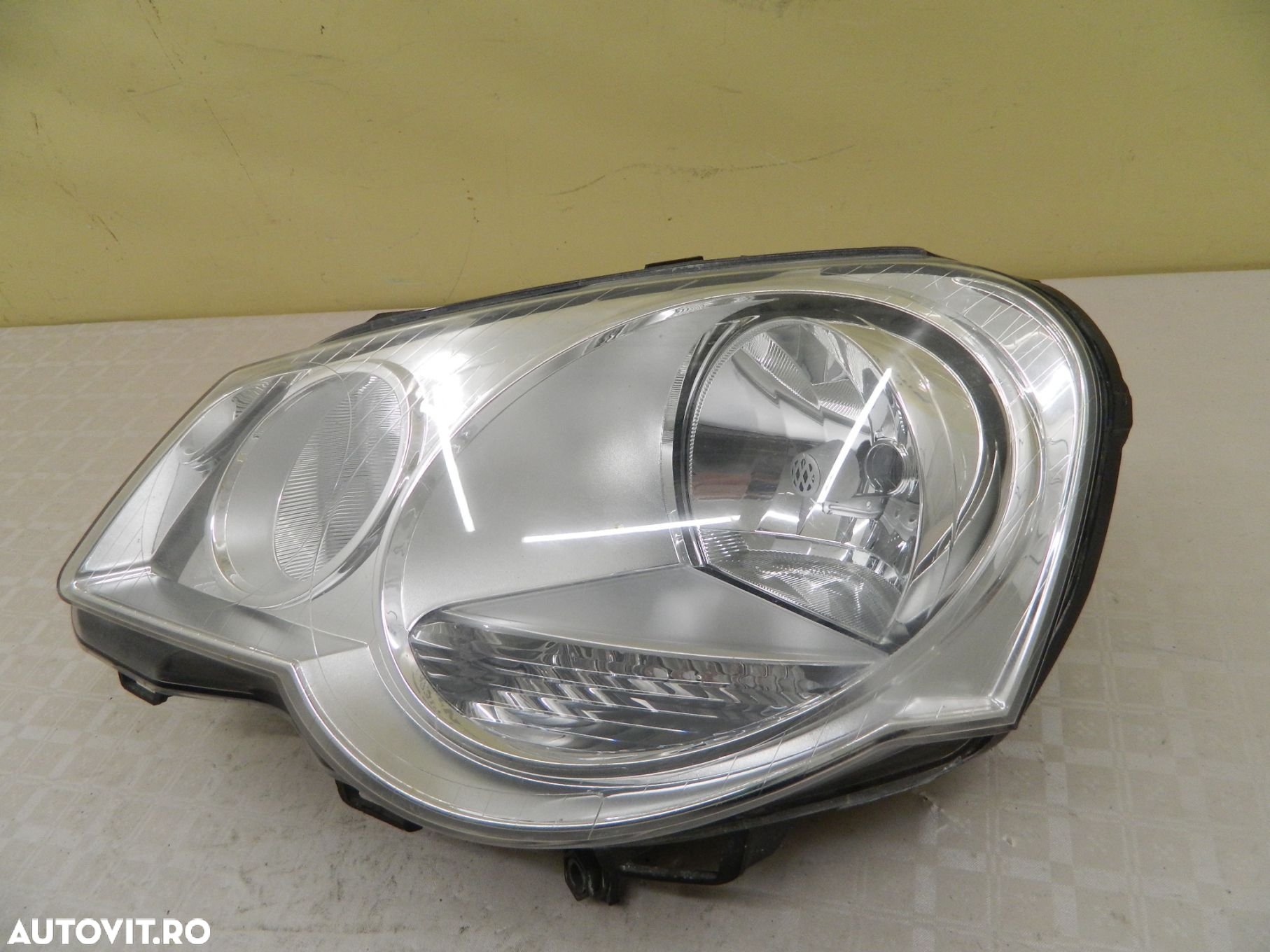 Far stanga VW Polo facelift Halogen, 2005, 2006, 2007, 2008, 2009. - 4