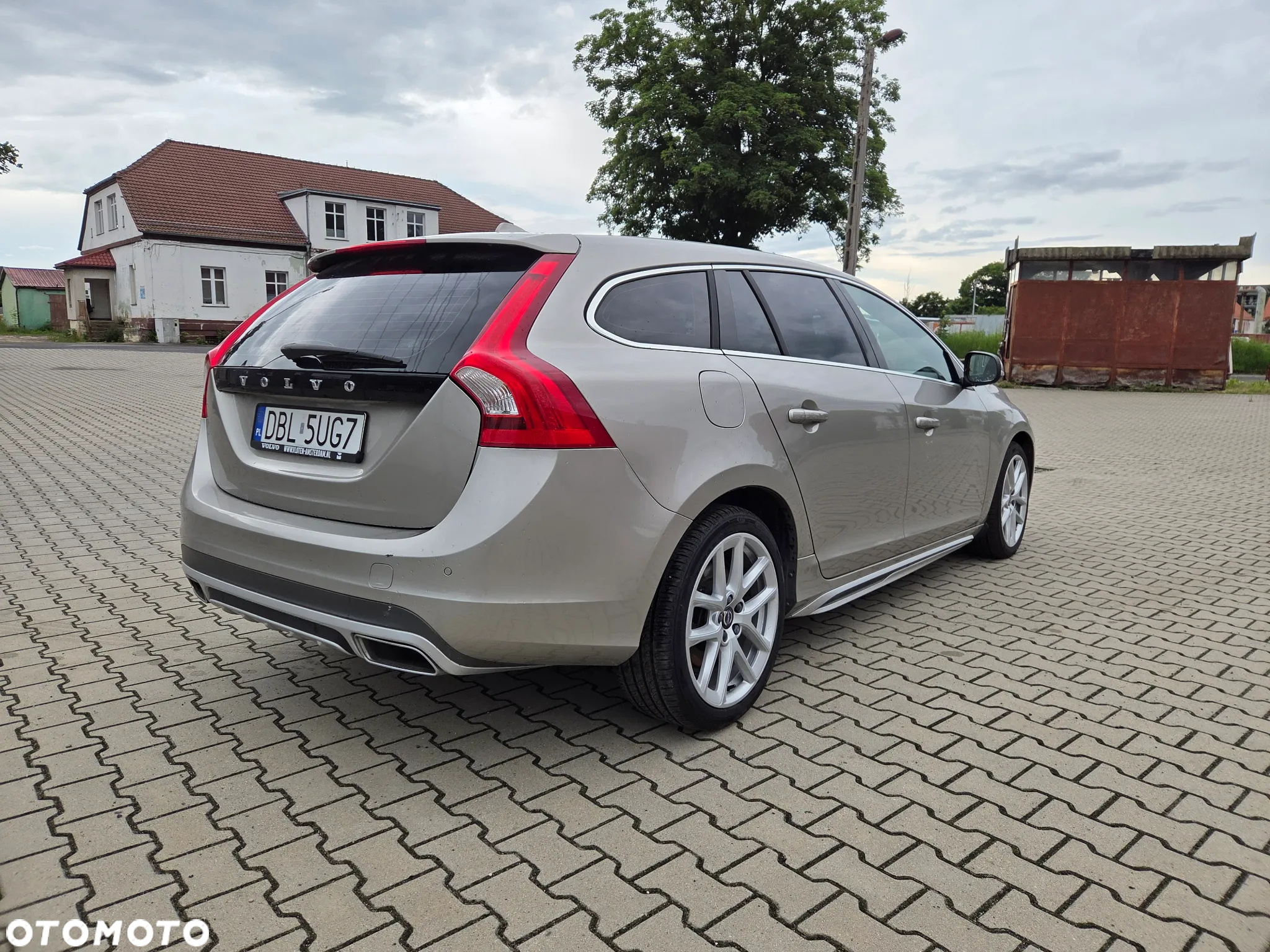 Volvo V60 D3 Momentum - 6
