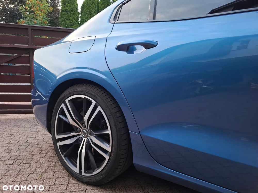 Volvo S60 B5 B AWD R-Design - 5