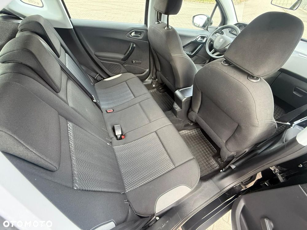 Peugeot 2008 PureTech 82 Active - 20