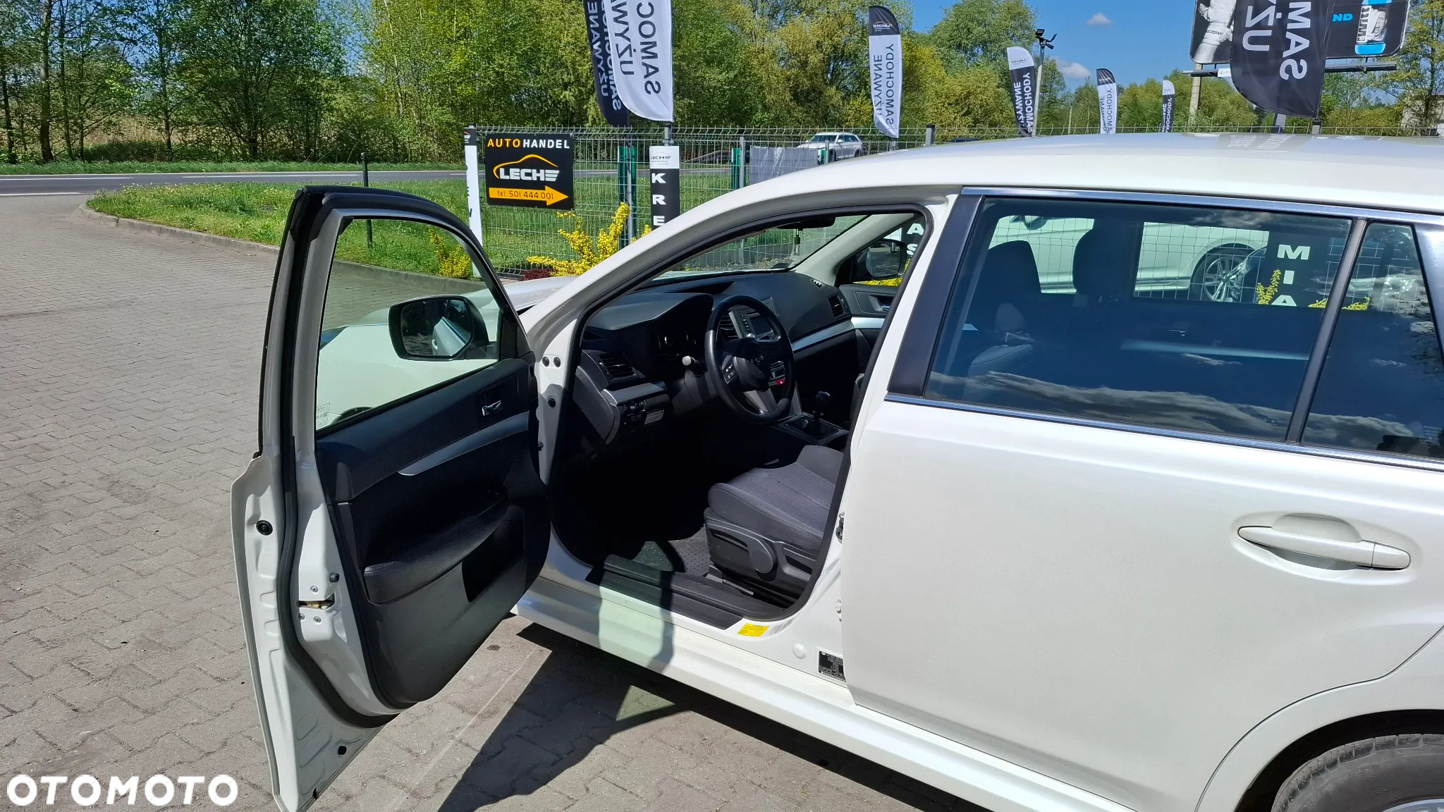 Subaru Legacy - 10