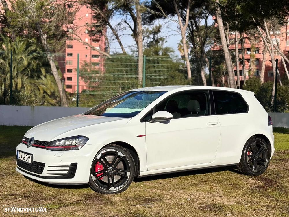 VW Golf 2.0 TSi GTi DSG Performance - 3