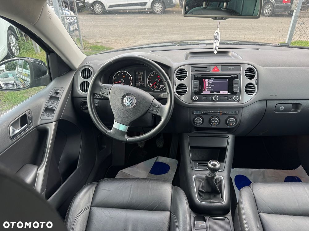 Volkswagen Tiguan - 18