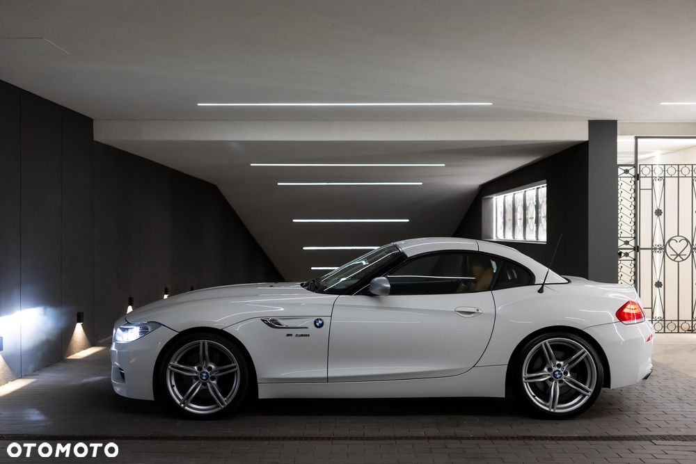 BMW Z4 2010 photo 3