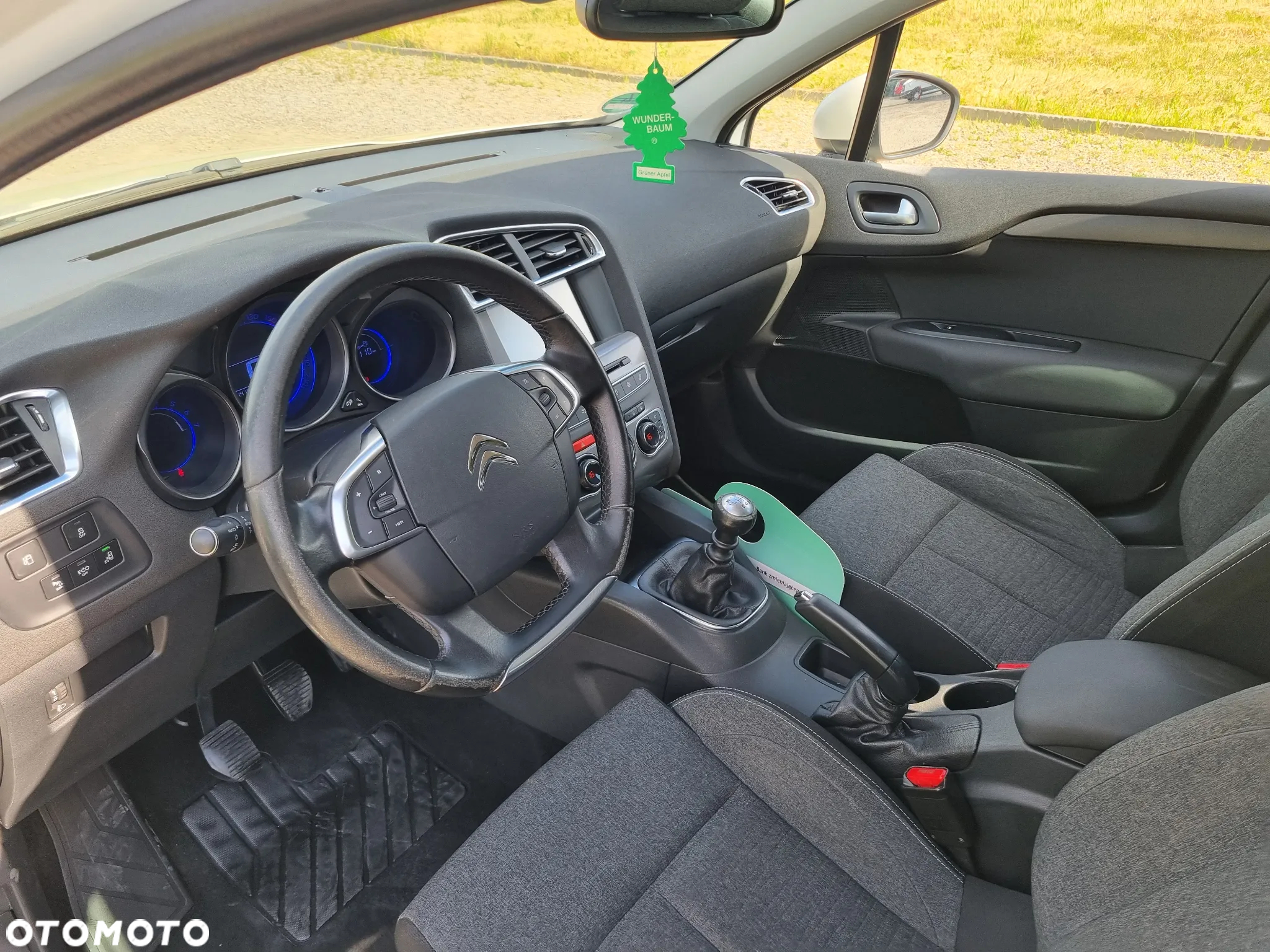 Citroën C4 PureTech 130 Stop & Start Exclusive - 23