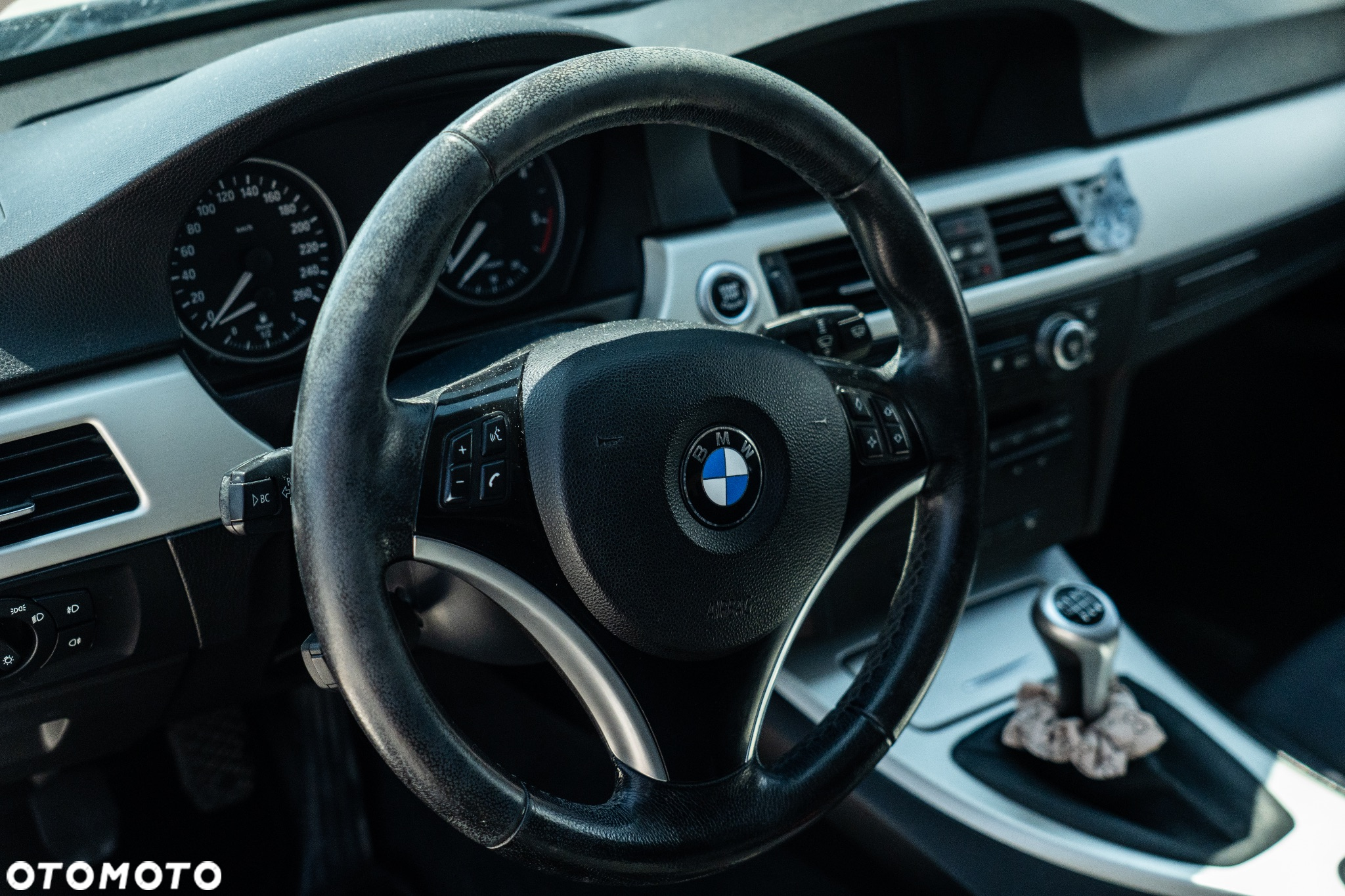 BMW Seria 3 318d - 19