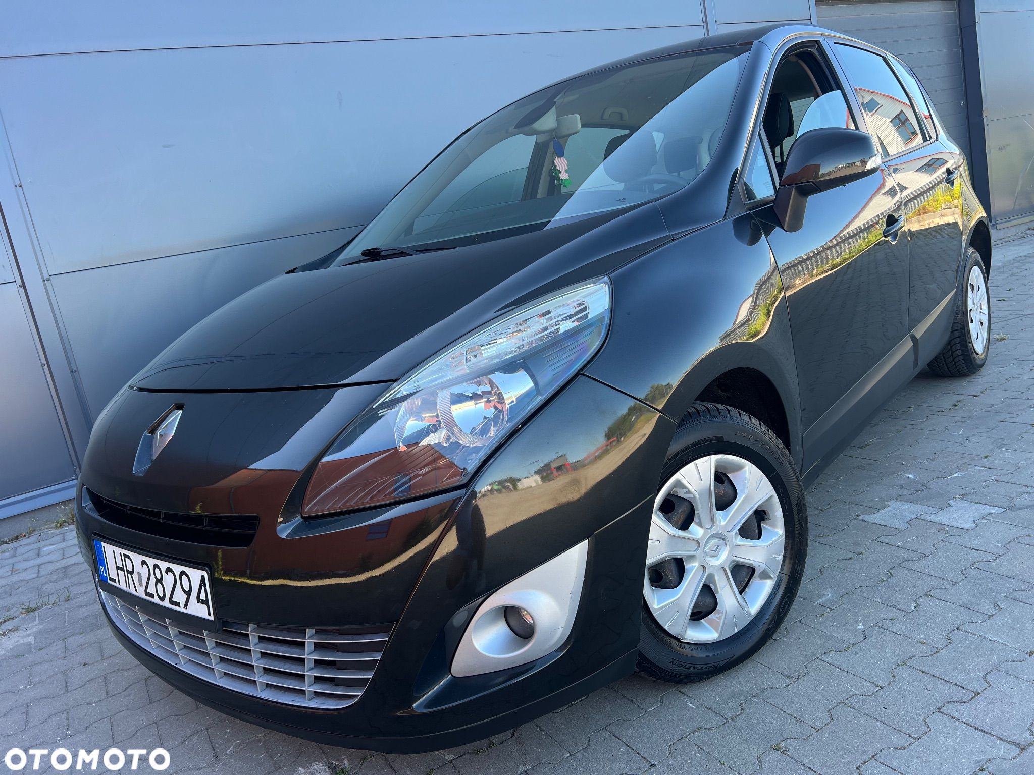 Renault Scenic 1.5 dCi Dynamique - 1