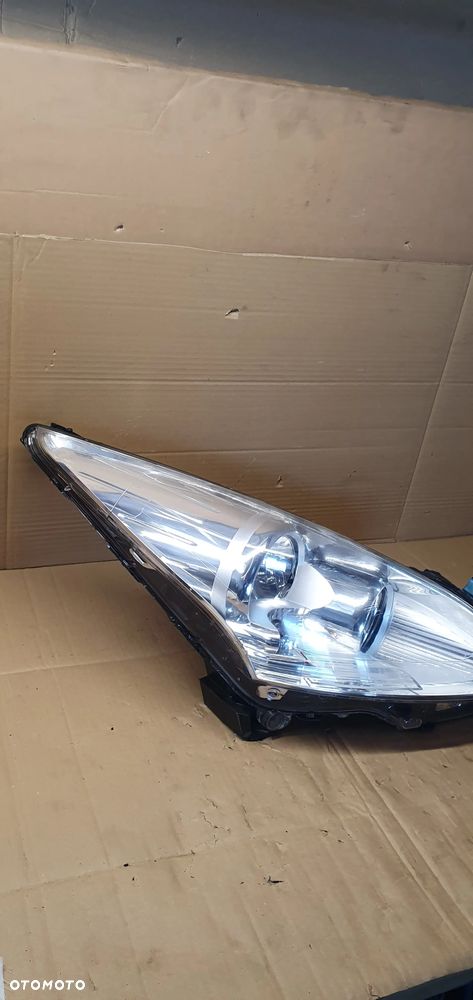 Lampa prawy przód przednia prawa Peugeot 3008 89903245 - 4