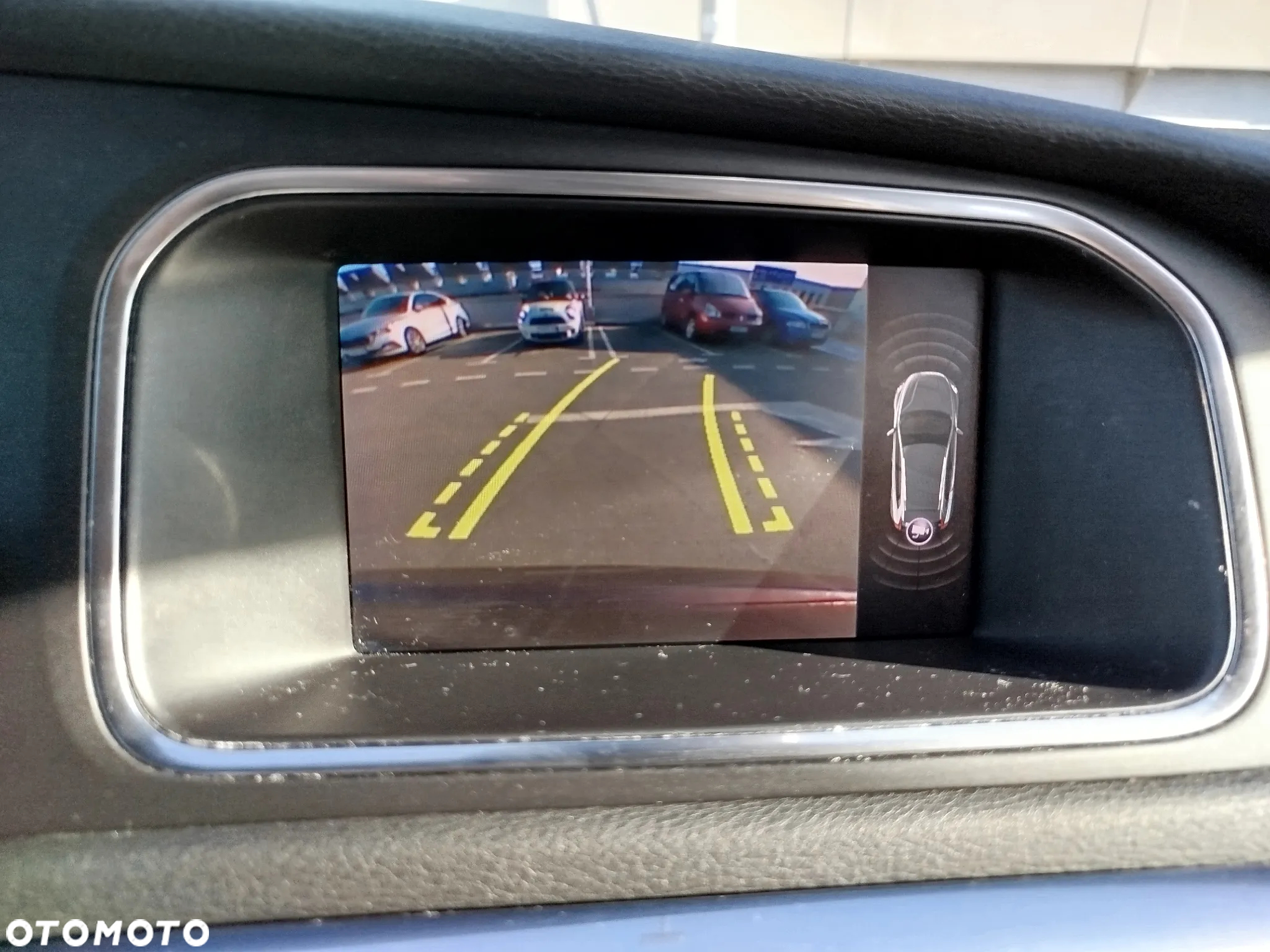 Volvo V40 Cross Country D2 Drive-E Momentum - 16