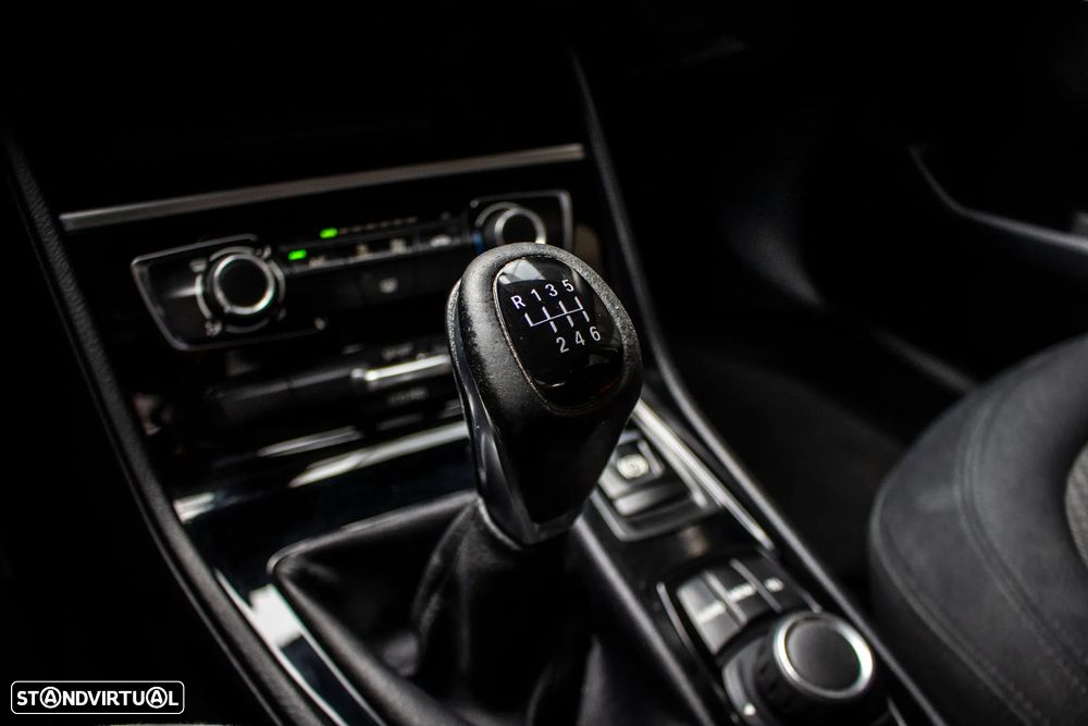 BMW 216 Active Tourer d Advantage - 21