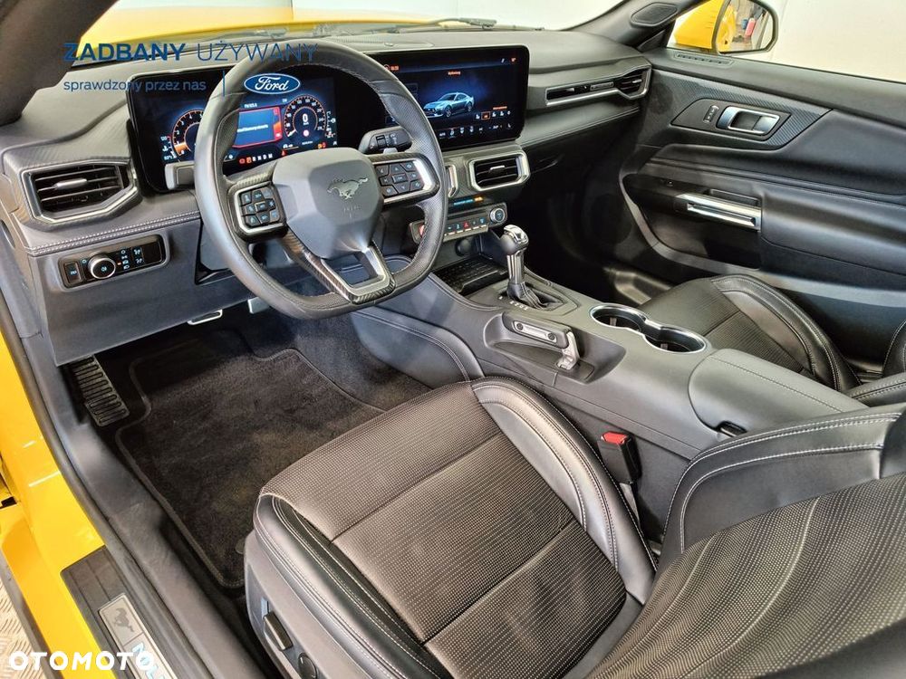 Ford Mustang Fastback 24 - 10