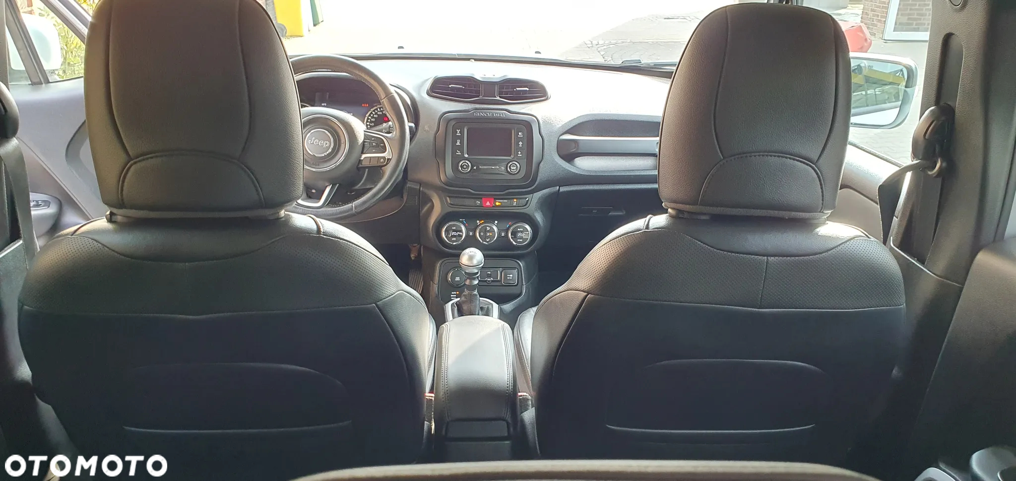Jeep Renegade - 11