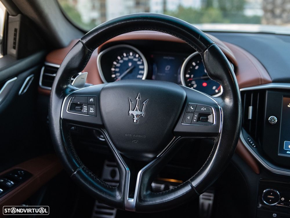 Maserati Ghibli Auto - 19