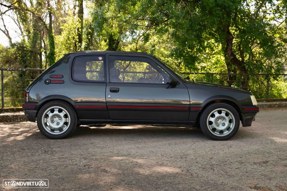 Peugeot 205 1.6 GTi - 3