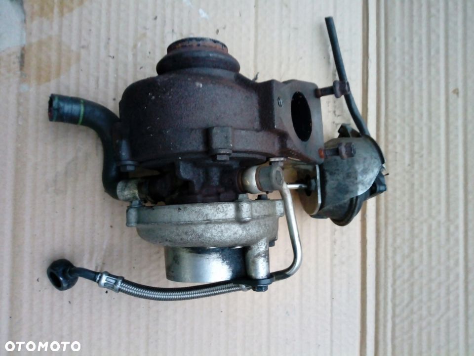 Citroen C5 C8 Peugeot 407 807 2.0 HDI 2.0 turbosprezarka 9662301280  9661306080 - 5