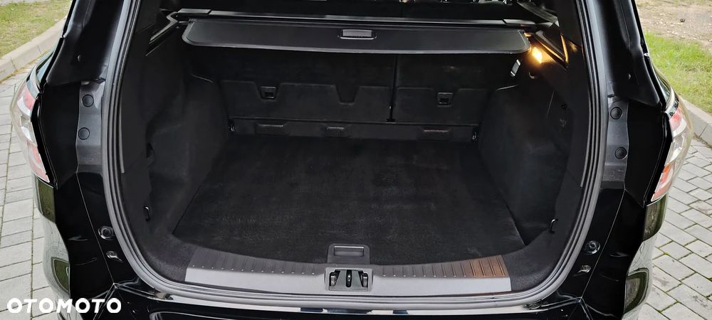 Ford Kuga 1.5 EcoBoost 2x4 ST-Line - 21