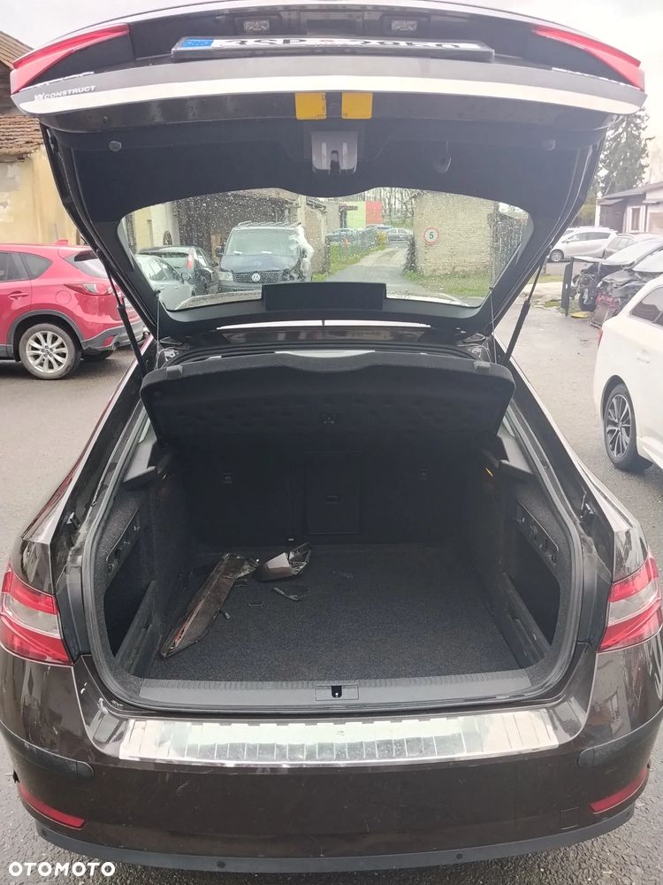 Skoda Superb 1.8 TSI Ambition - 7