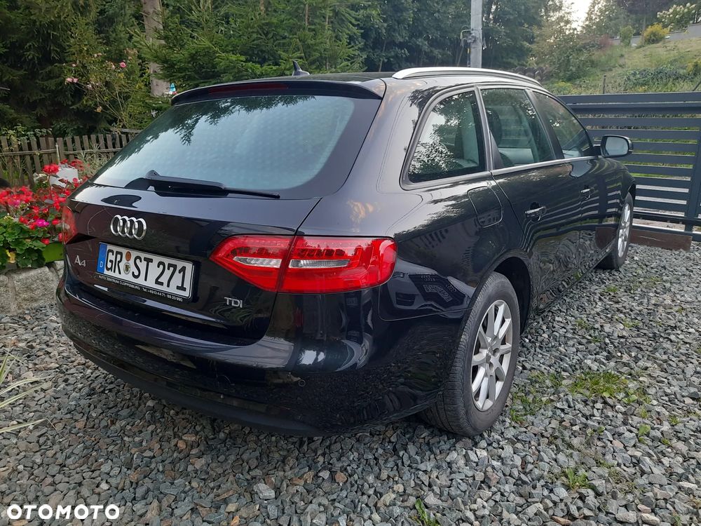 Audi A4 Avant 2.0 TDI DPF Attraction - 5