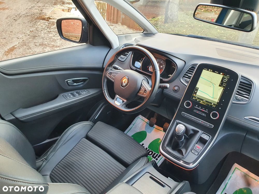 Renault Scenic 1.3 TCe FAP Intens - 11