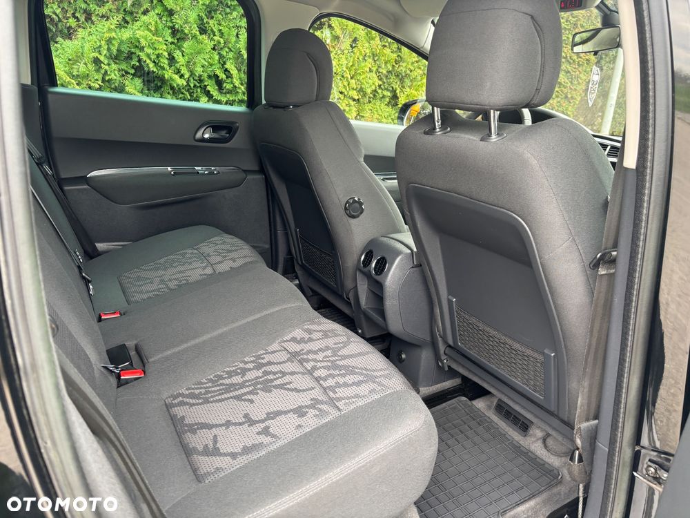 Peugeot 3008 HDi 115 Active - 12