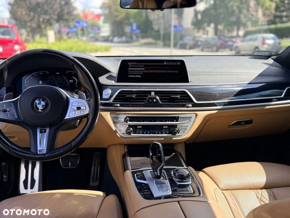 BMW Seria 7 740d xDrive sport - 9