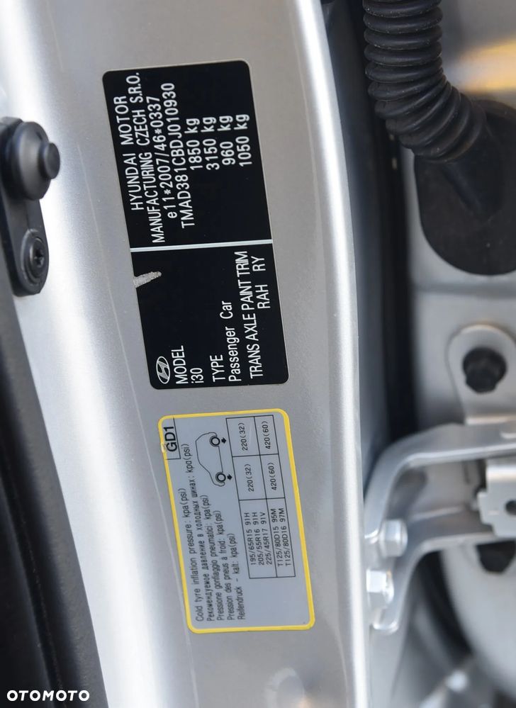 Hyundai i30 blue 1.6 GDI DCT Premium - 33