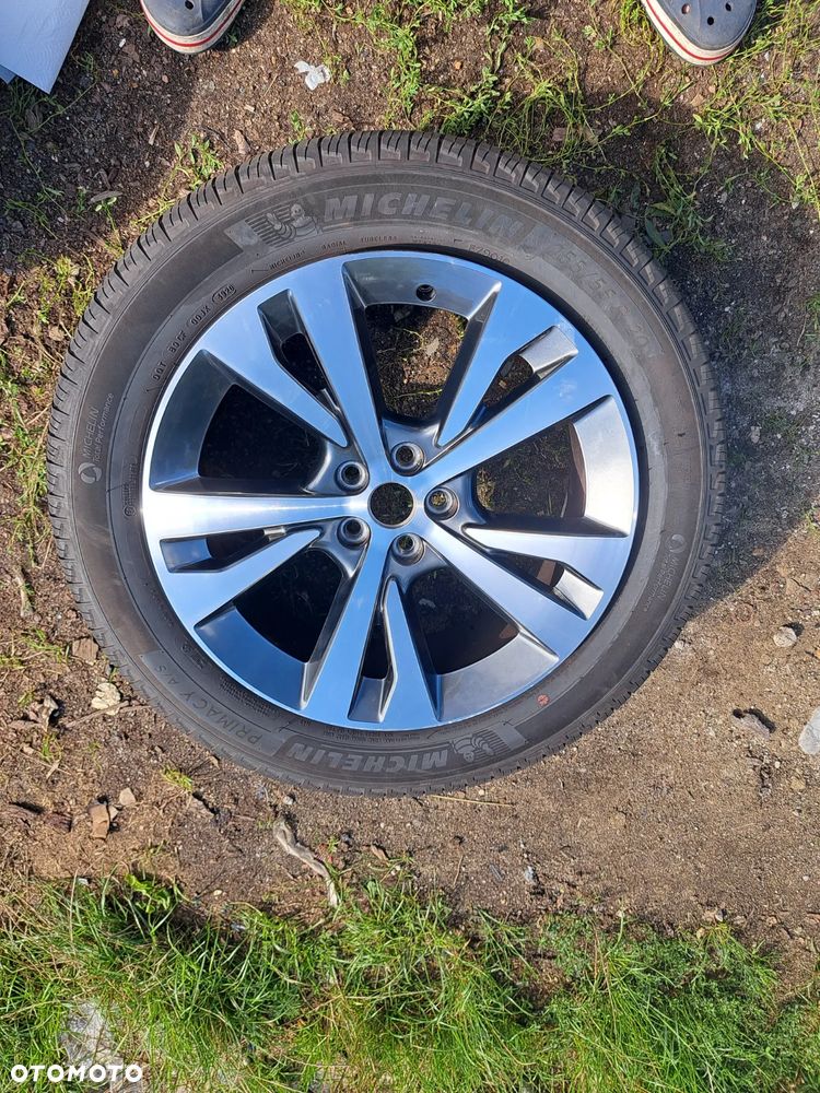 Felga aluminiowa z oponą Ford Explorer VI 20 Cali 8.0Jx20 ET 37.5 LB5C-1007-F1B 20x8.0J+37.5MM Michelin Primacy A/S 255/55R20 110V DOT 3920 - 2