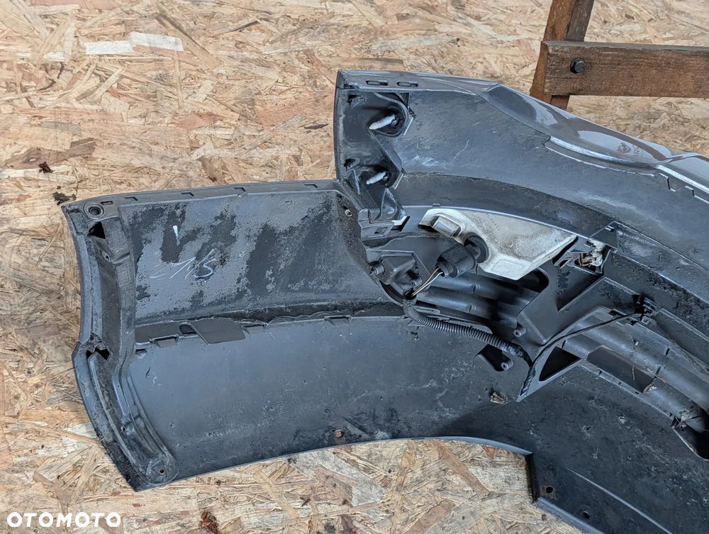 ZDERZAK PRZEDNI VW PASSAT B6 - 5