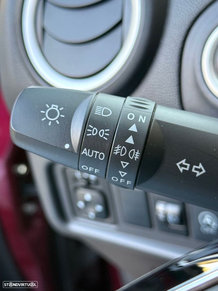 Mitsubishi Space Star 1.2 Intense CVT - 25