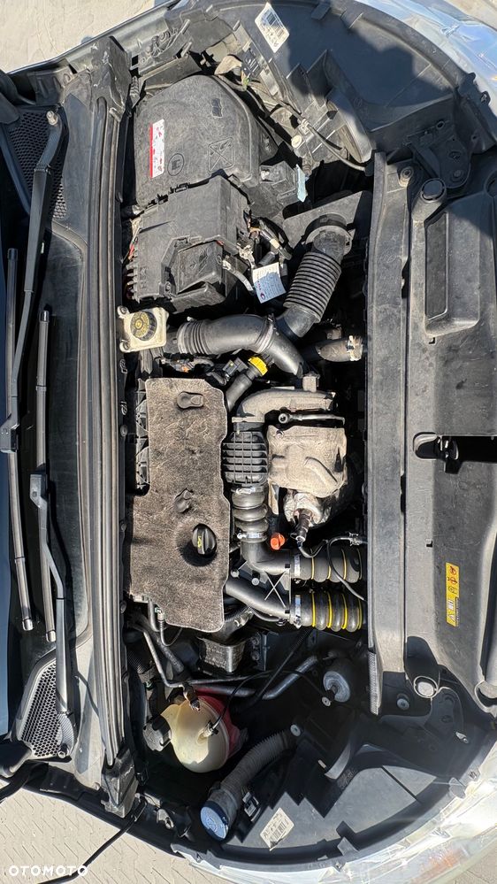 Citroën C4 1.6 e-HDi Exclusive MCP - 18