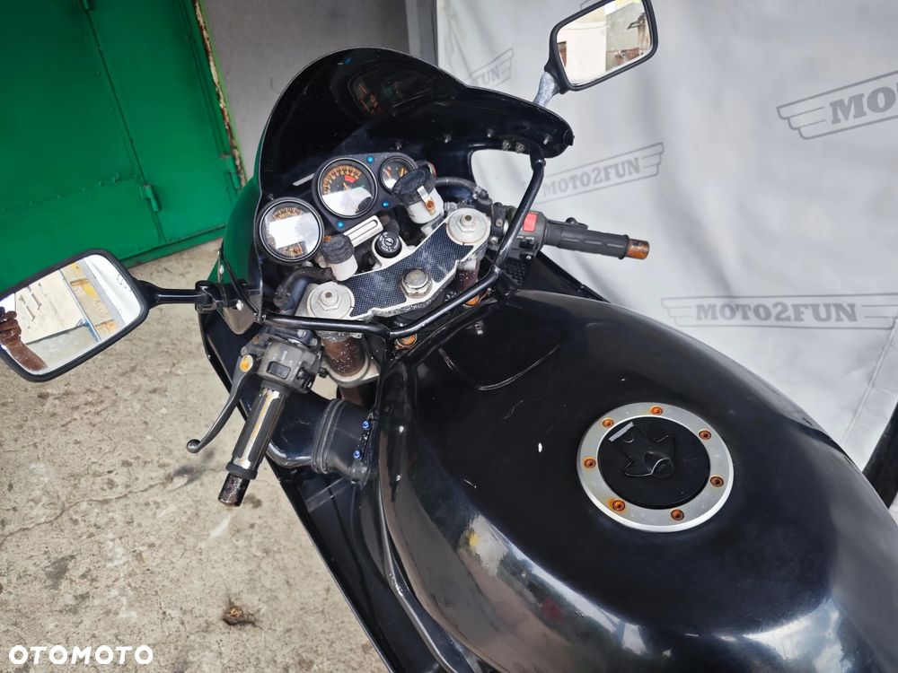 Kawasaki ZXR - 11