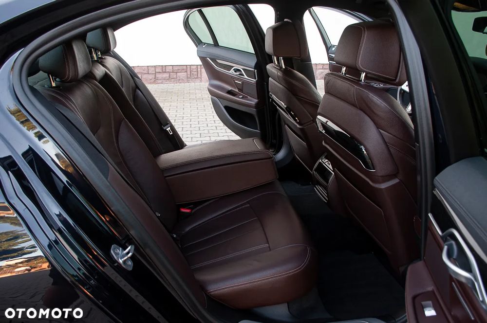 BMW Seria 7 730d xDrive sport - 22