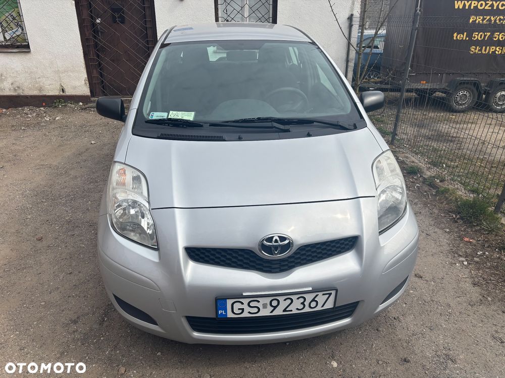 Toyota Yaris 1.0 Entry - 2