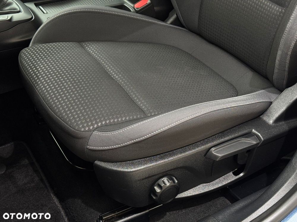 Ford Focus - 11