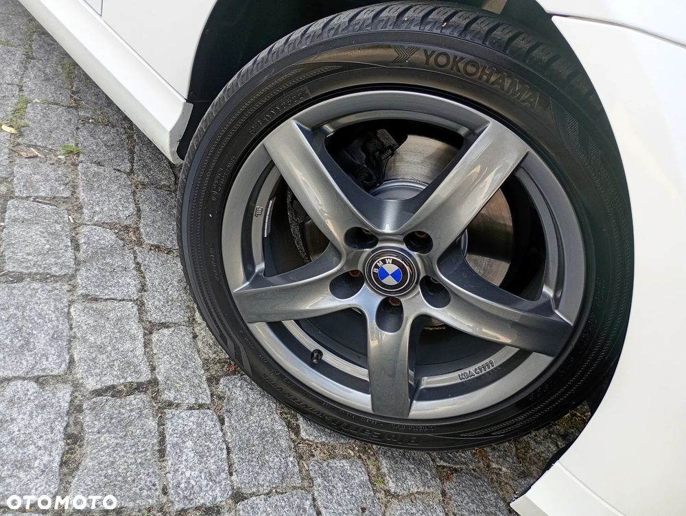 BMW Seria 3 320d xDrive DPF - 28