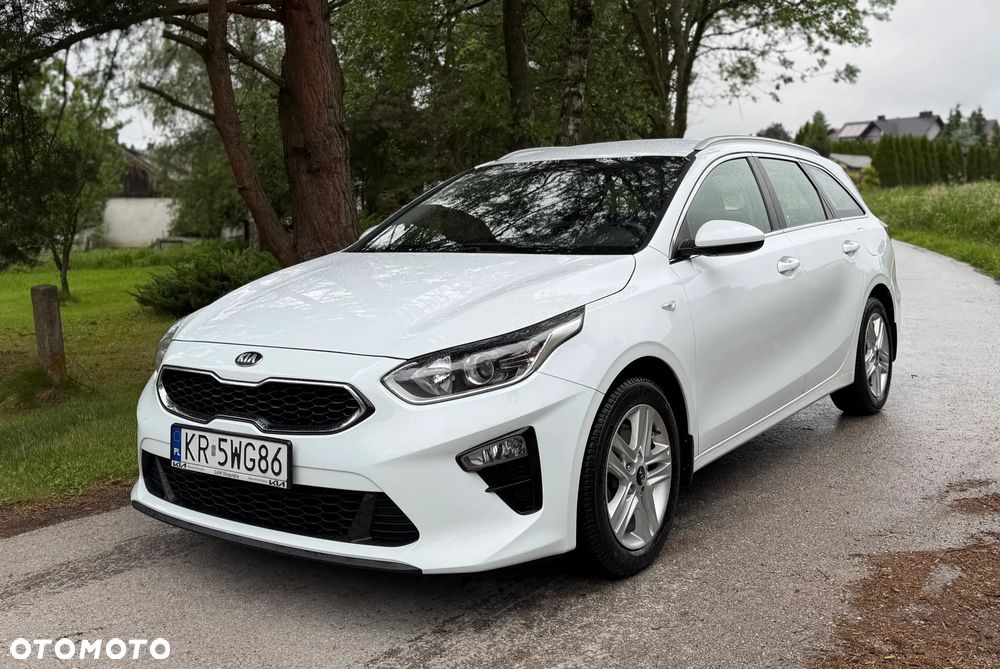 Kia Ceed 1.6 CRDi mHEV L - 2