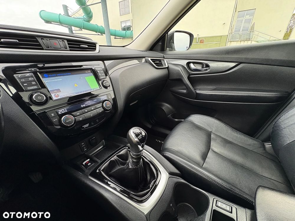 Nissan X-Trail 1.6 DIG-T Tekna - 32