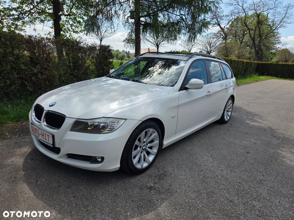 BMW Seria 3 318i Edition Exclusive - 1