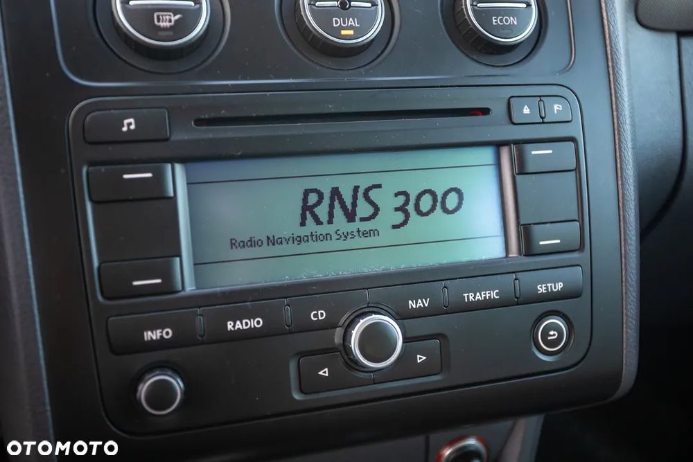 Volkswagen Touran 1.9 TDI DSG Trendline - 26