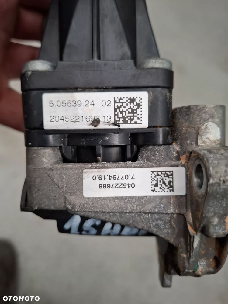 Zawór EGR 1.5HDI 15tys przebiegu - 3