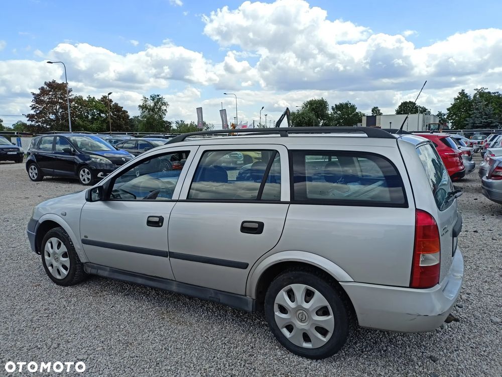 Opel Astra 1.4 - 3