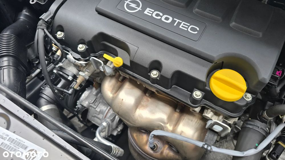 Opel Corsa 1.4 16V Enjoy - 21