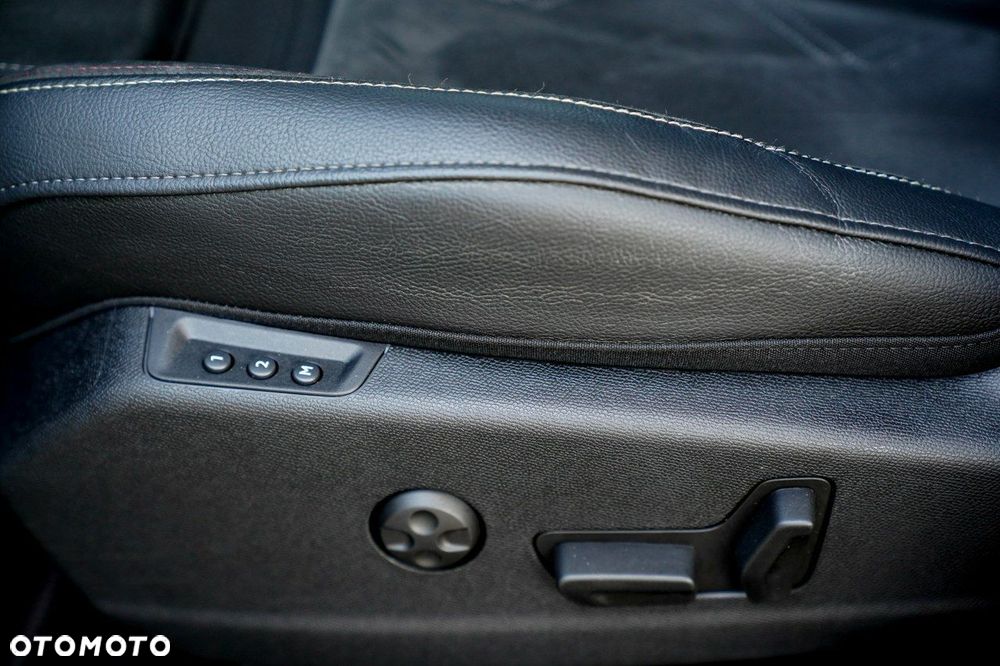 DS Automobiles DS 7 Crossback - 14