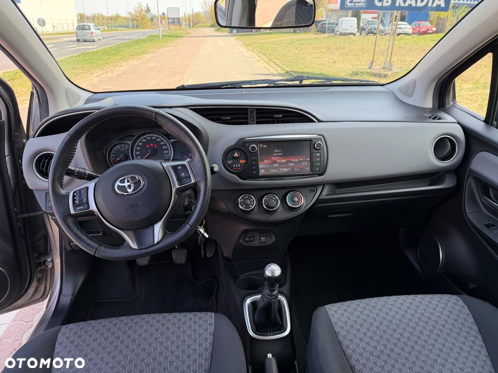 Toyota Yaris 1.33 VVT-i Comfort - 15