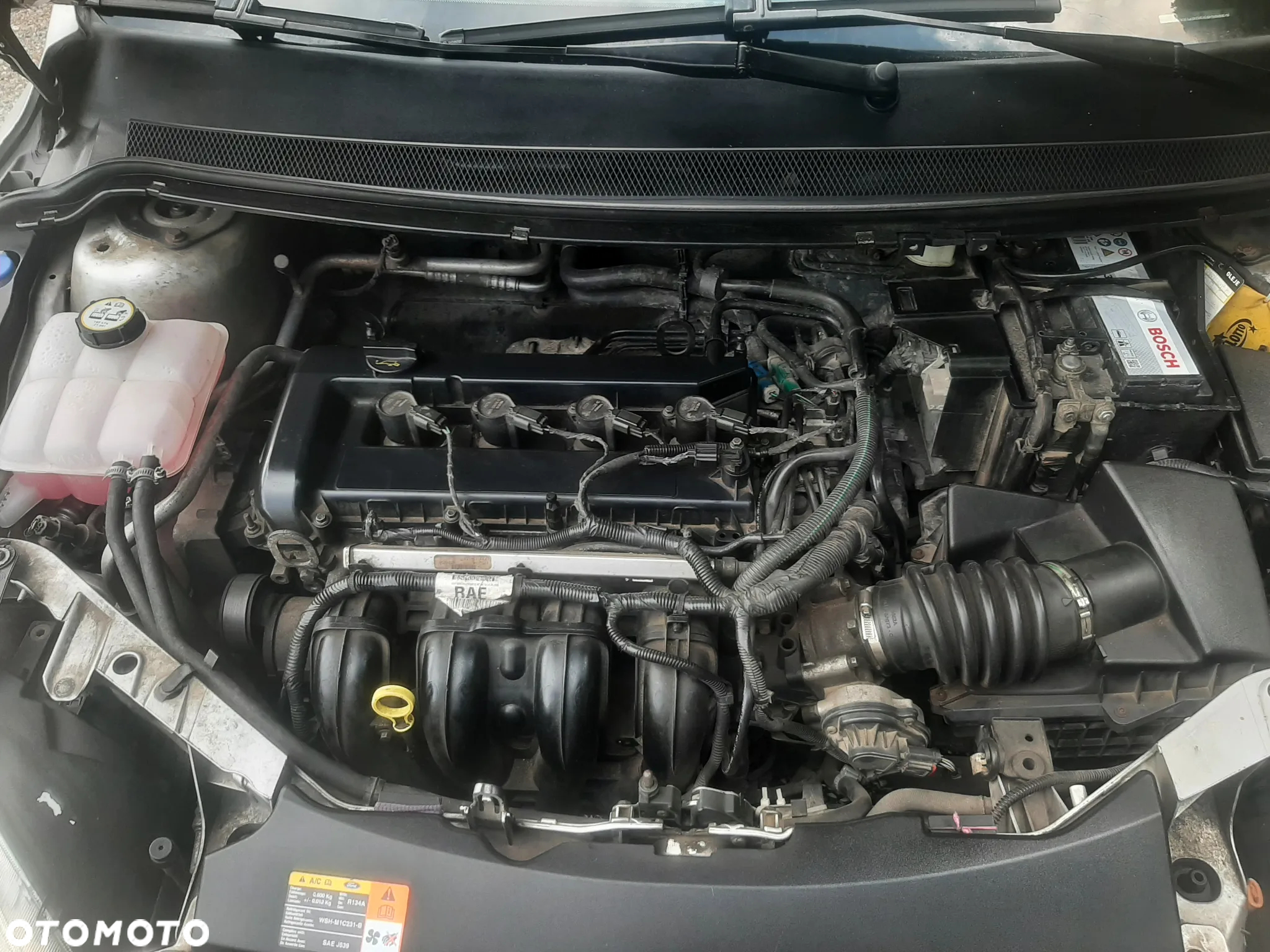 Ford Focus 2.0 16V Ghia - 24