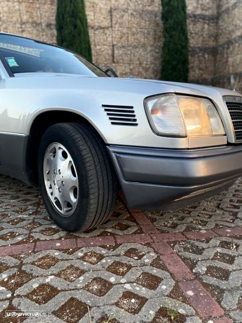 Mercedes-Benz W124 (1984-1997) 300 TD - 38
